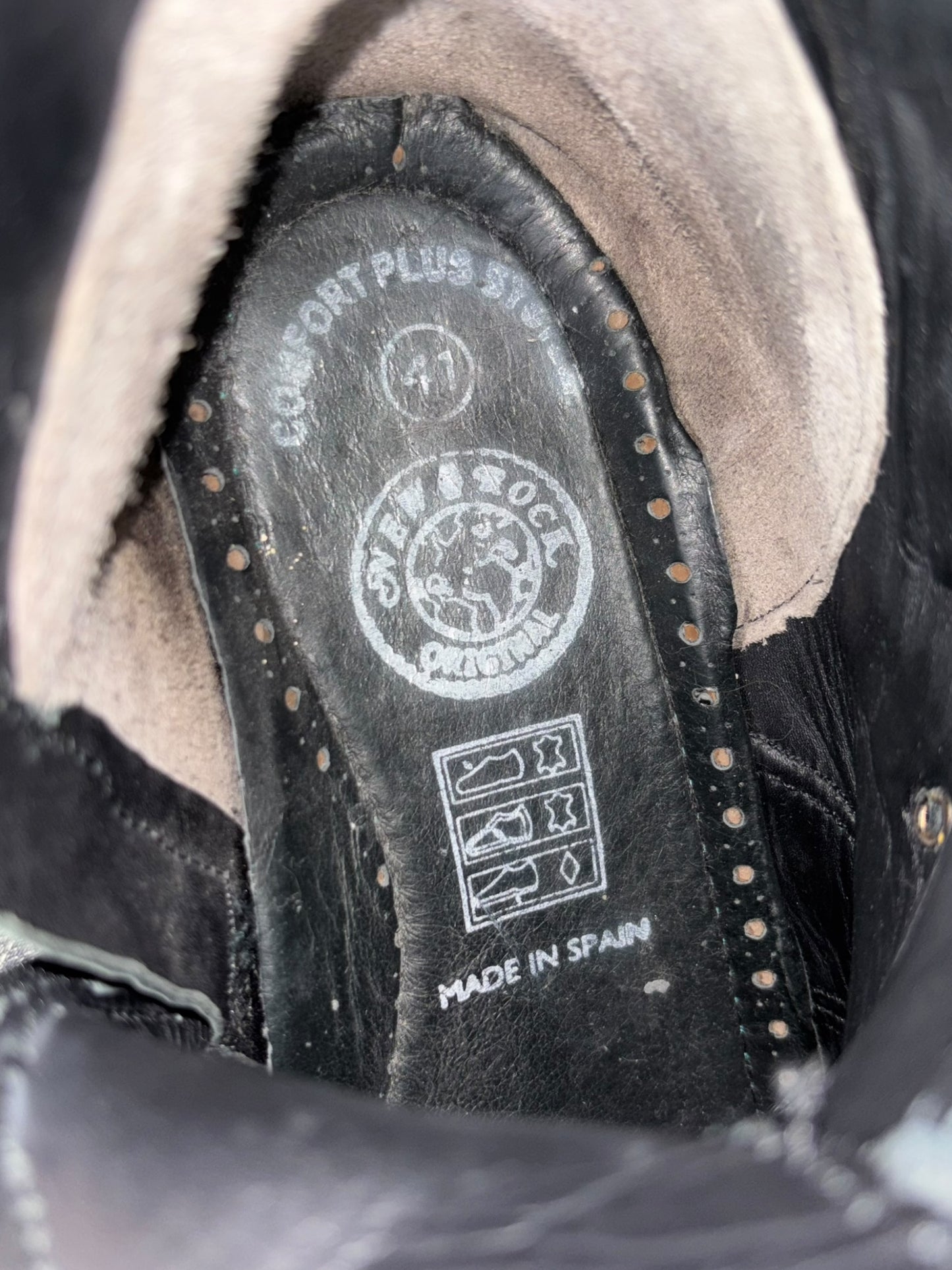 Vintage New Rock M-735-C5 knee high leather boots size 41