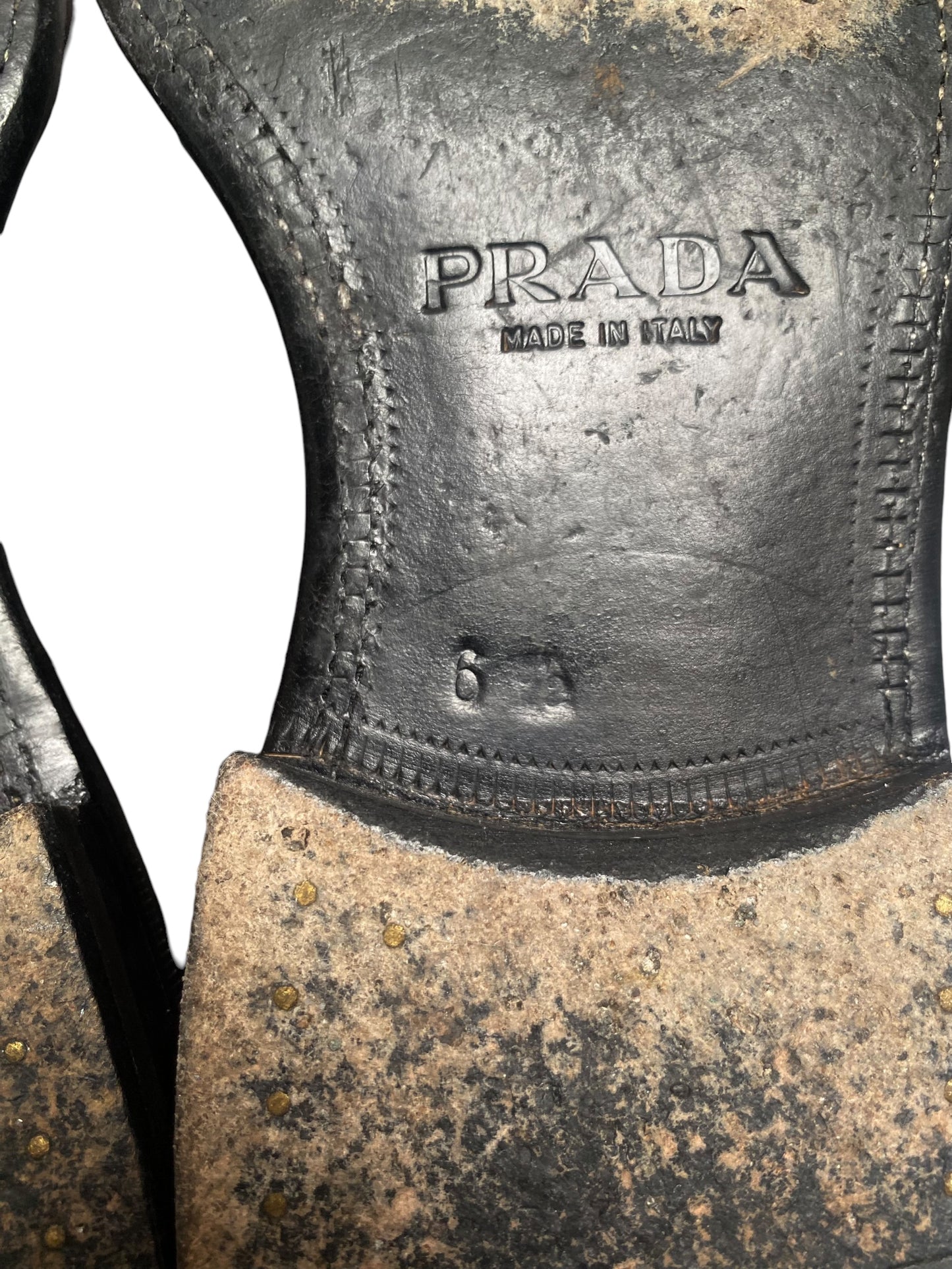 Vintage unisex Prada leather loafers size 40