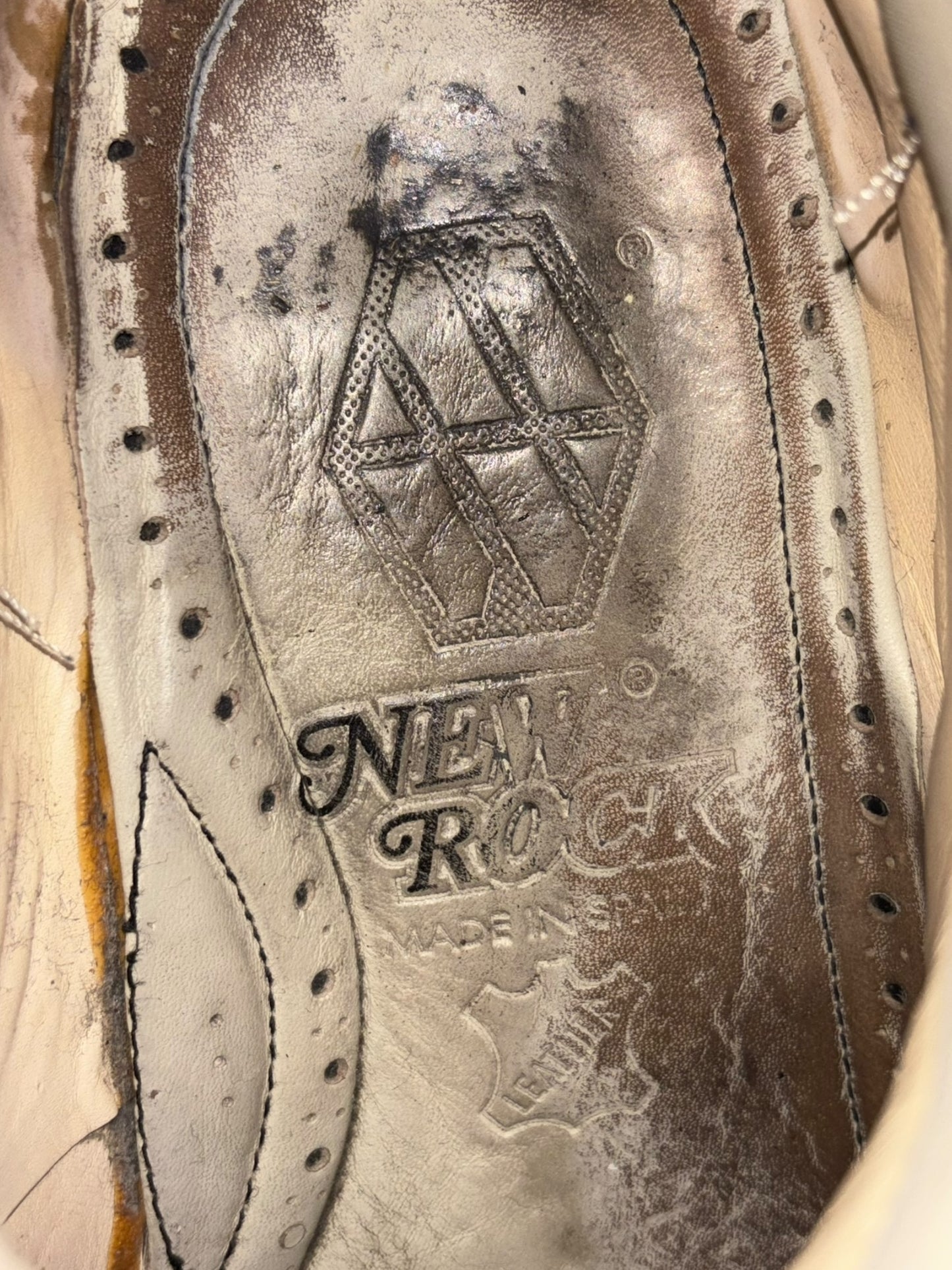 Vintage New Rock beige platform boots size 43