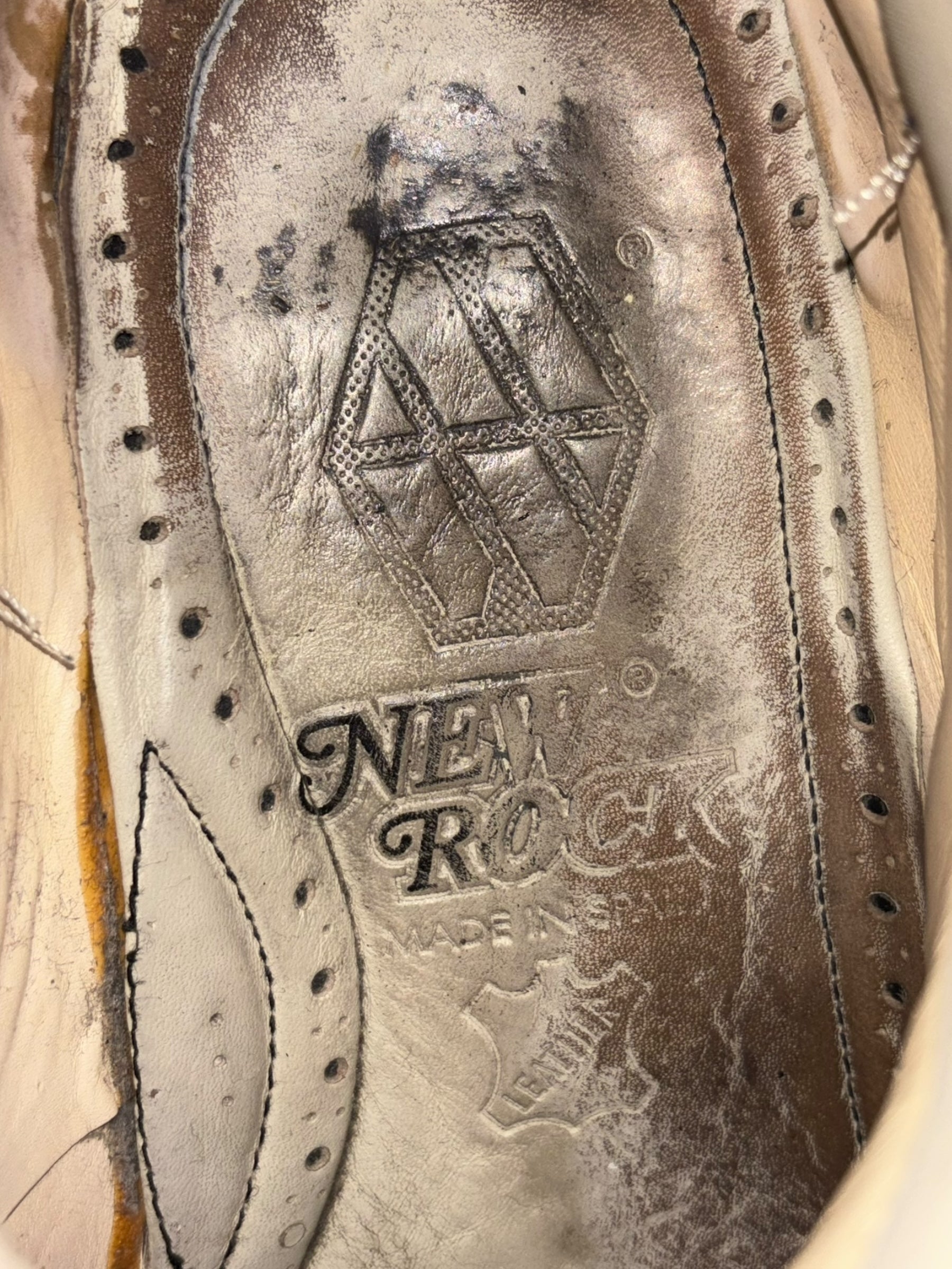 Vintage New Rock beige platform boots size 43