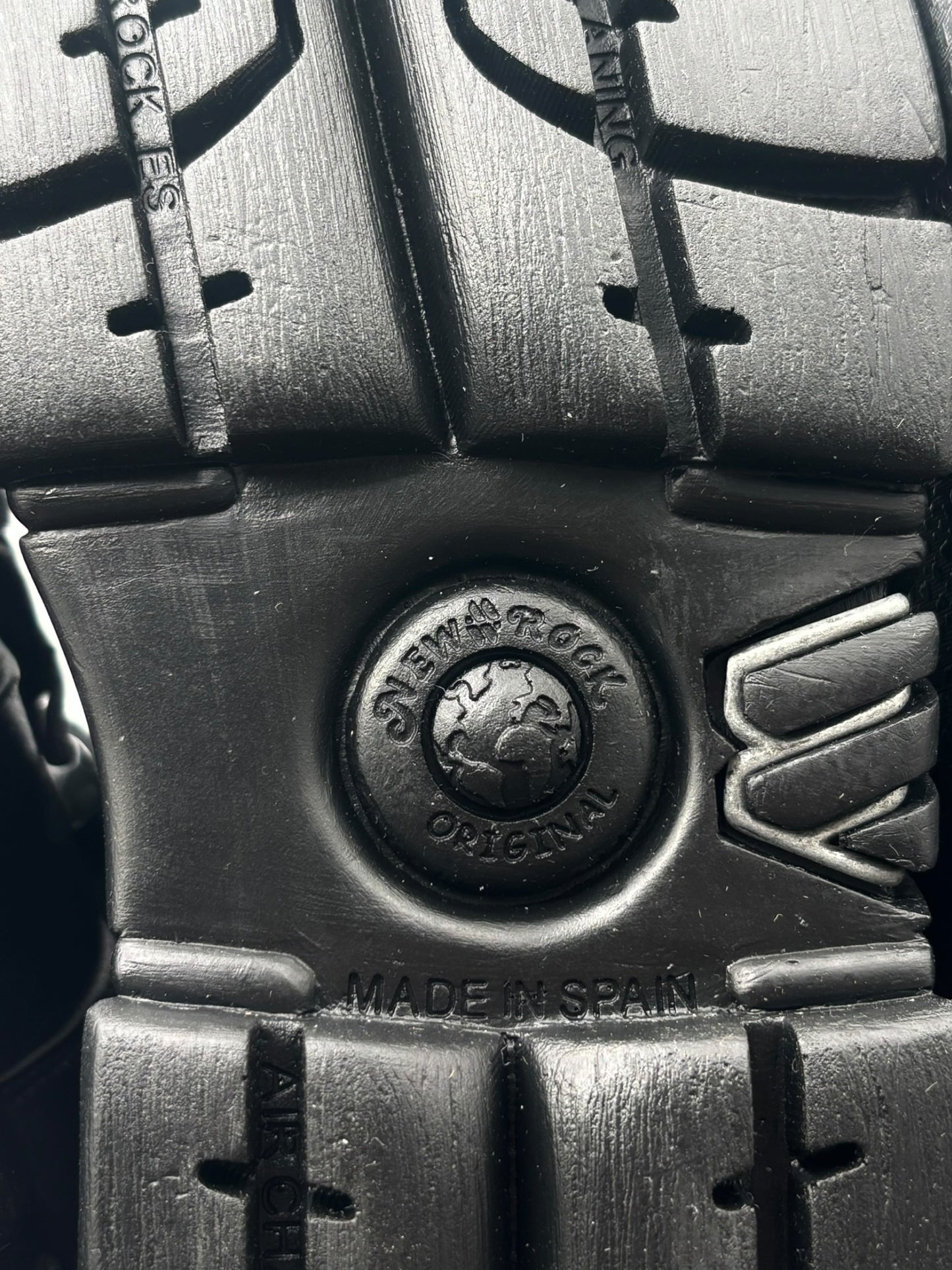 Vintage New Rock M-106-VR2 platform boots size 42