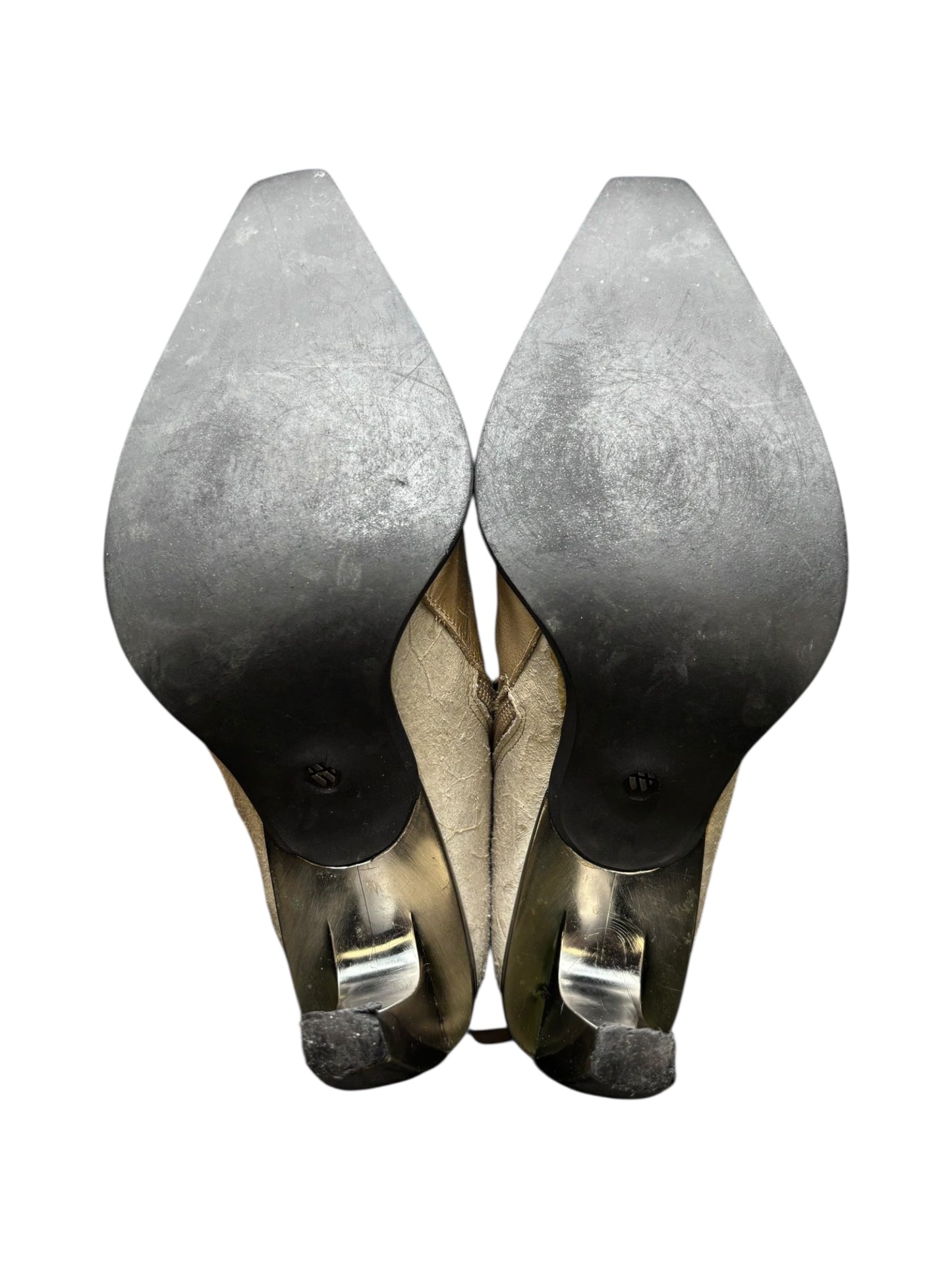 Beautiful vintage New Rock beige knee high boots size 40