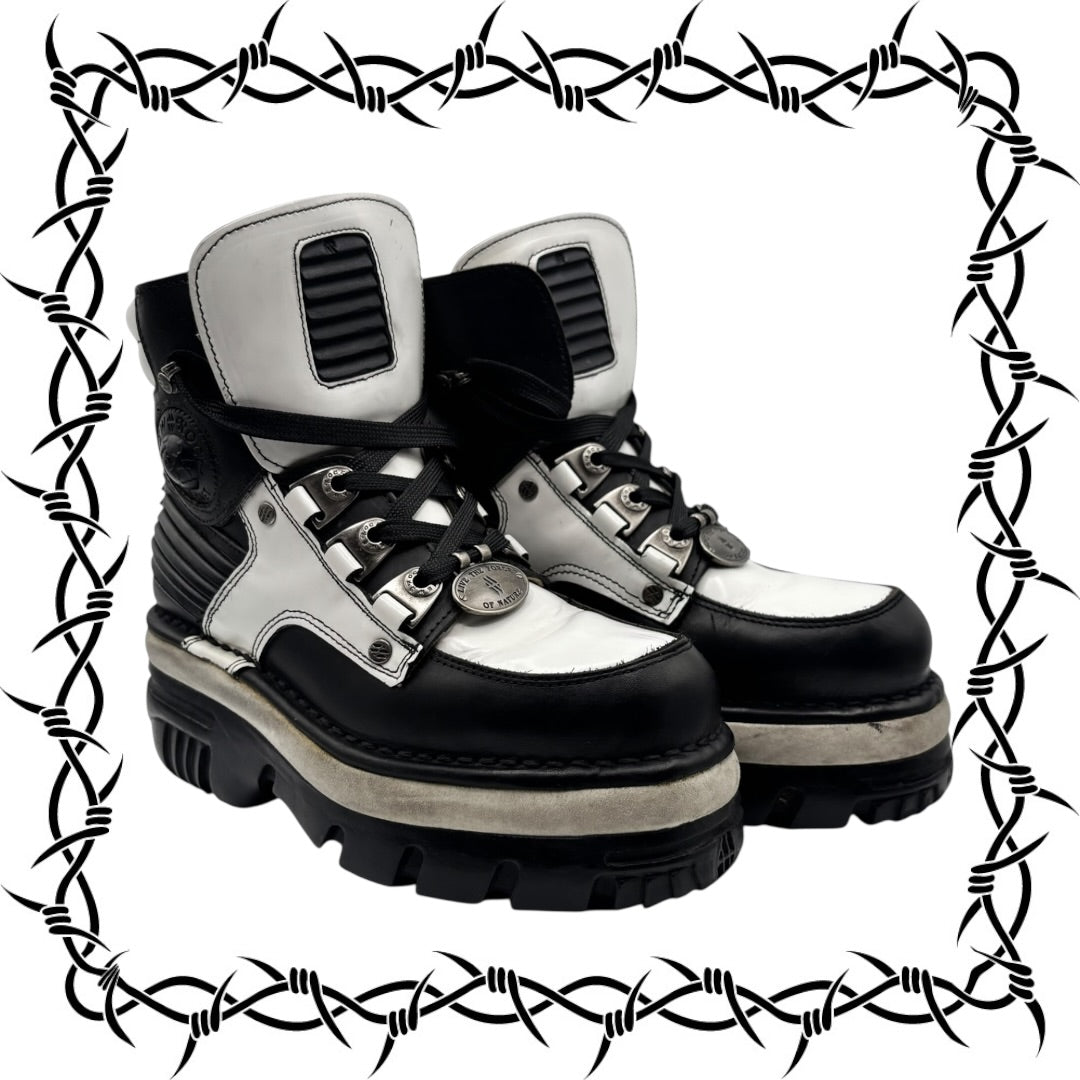 Vintage New Rock black and white leather platform boots