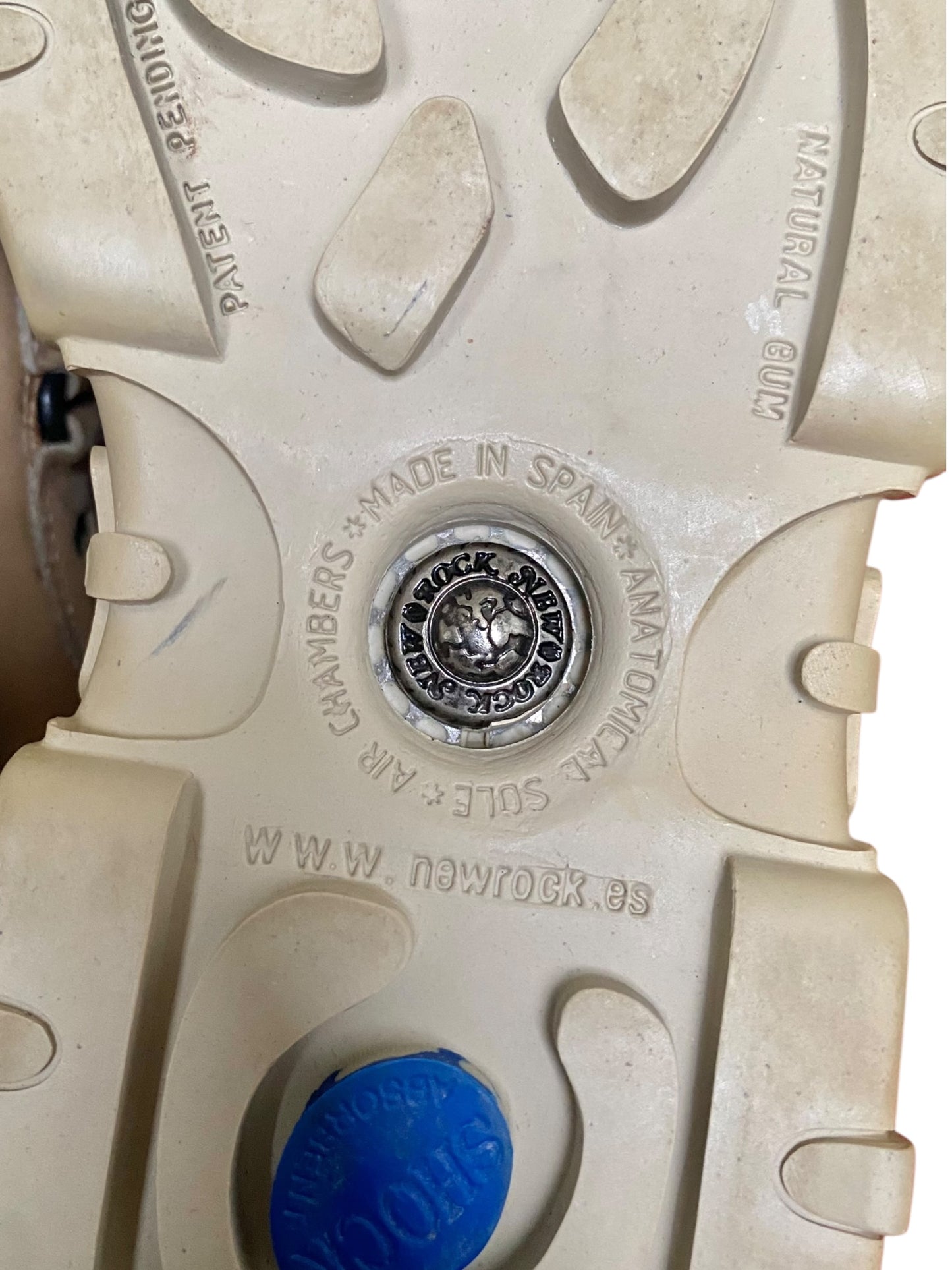 Vintage New Rock beige platform boots size 37