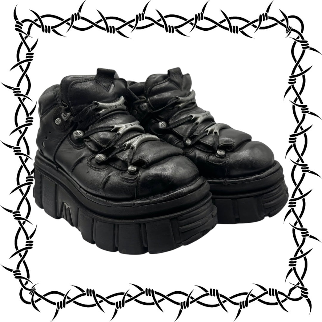 New Rock M106 platform boots size 39