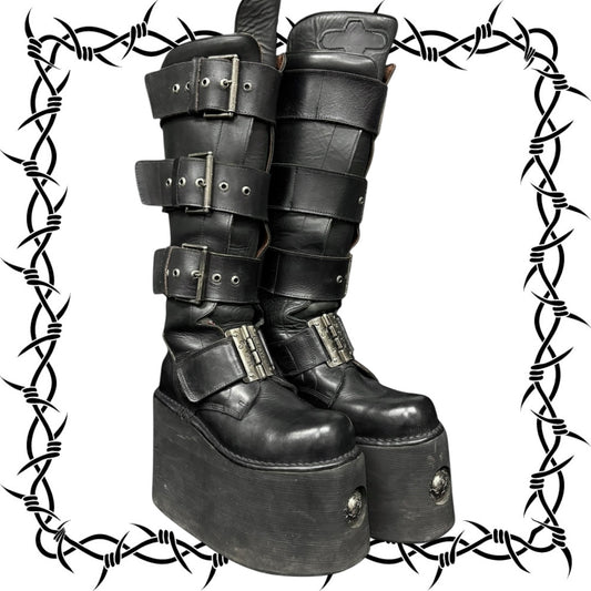 Vintage 90s New Rock knee-high neptuno platform boots size 40