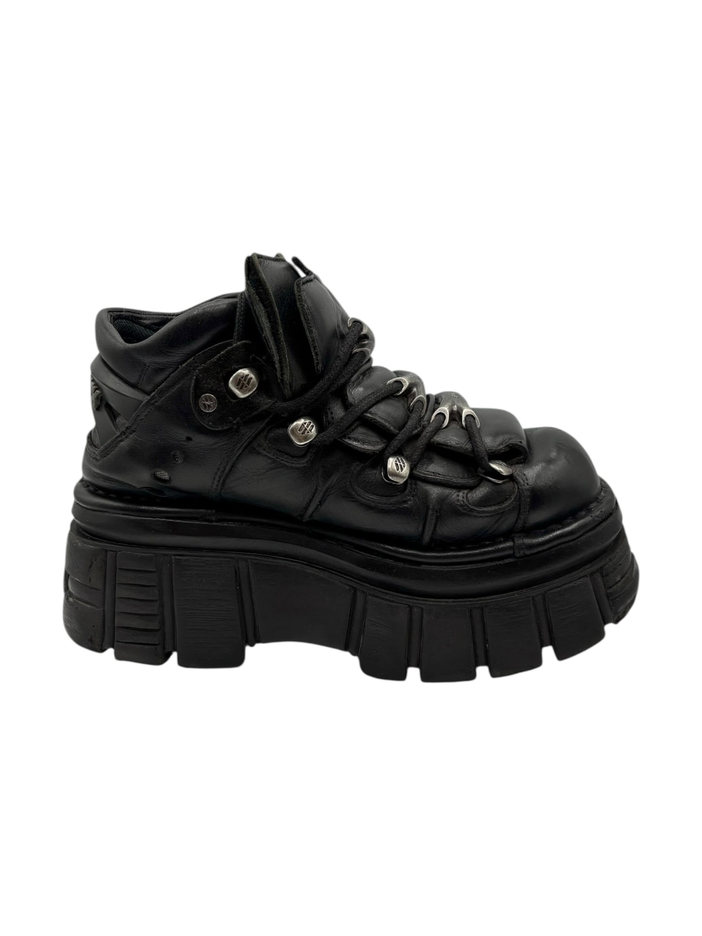 New Rock M106 platform boots size 36