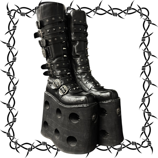 Super rare, vintage New Rock studded double neptuno knee high platform boots size 40