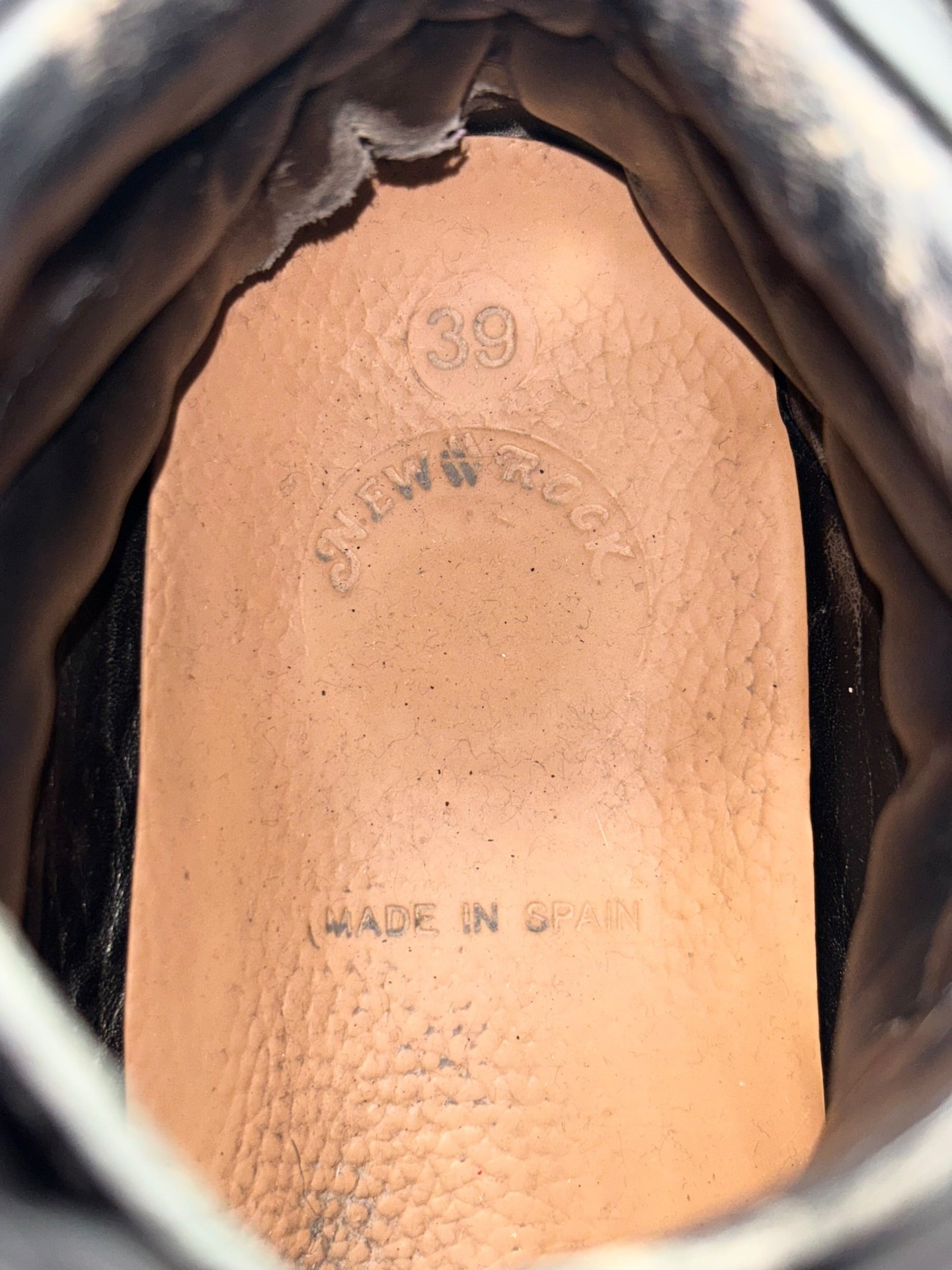 New Rock M-285 platform boots size 39