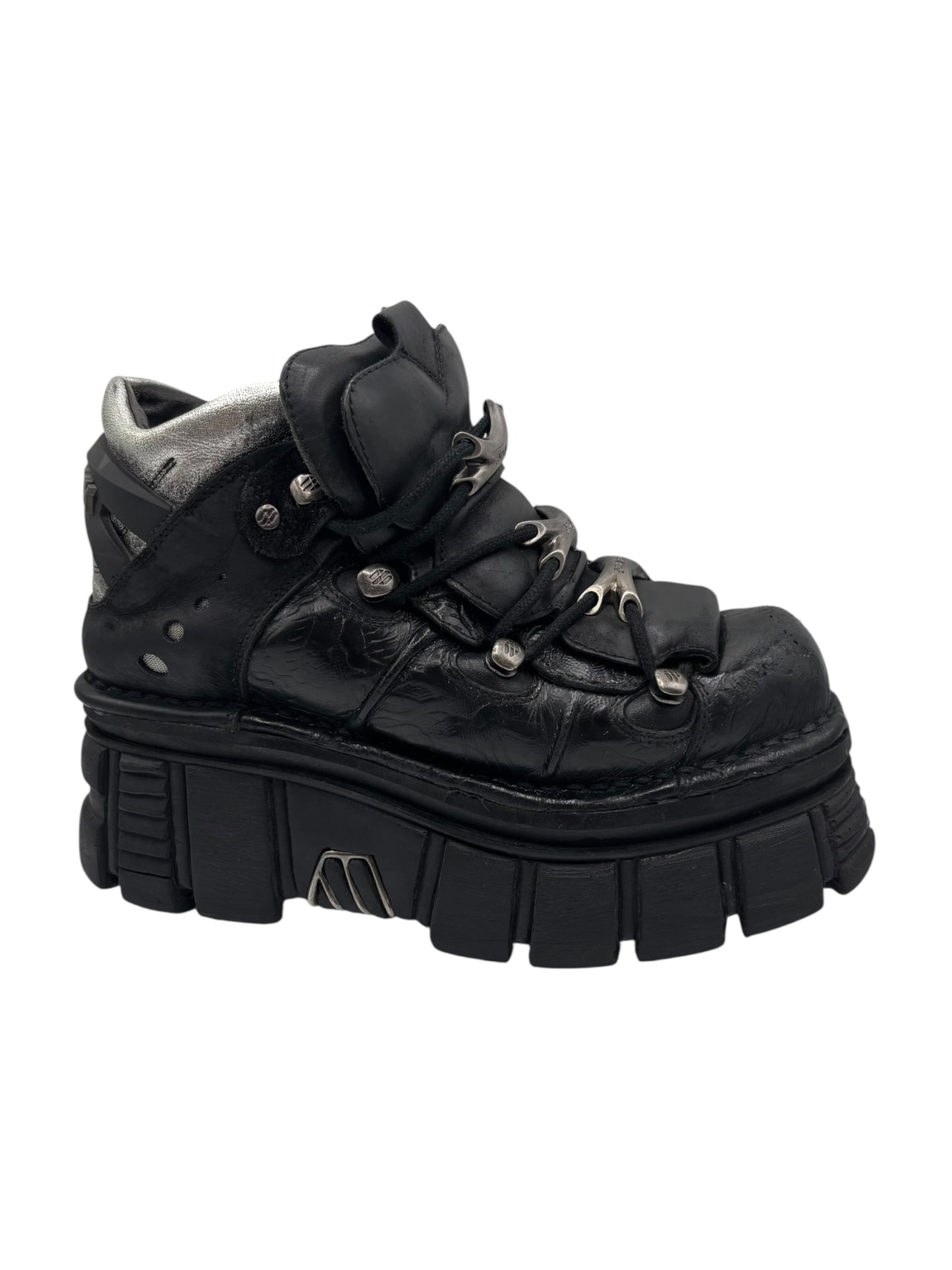 Rare vintage New Rock black patterned M-106B platform boots size 46