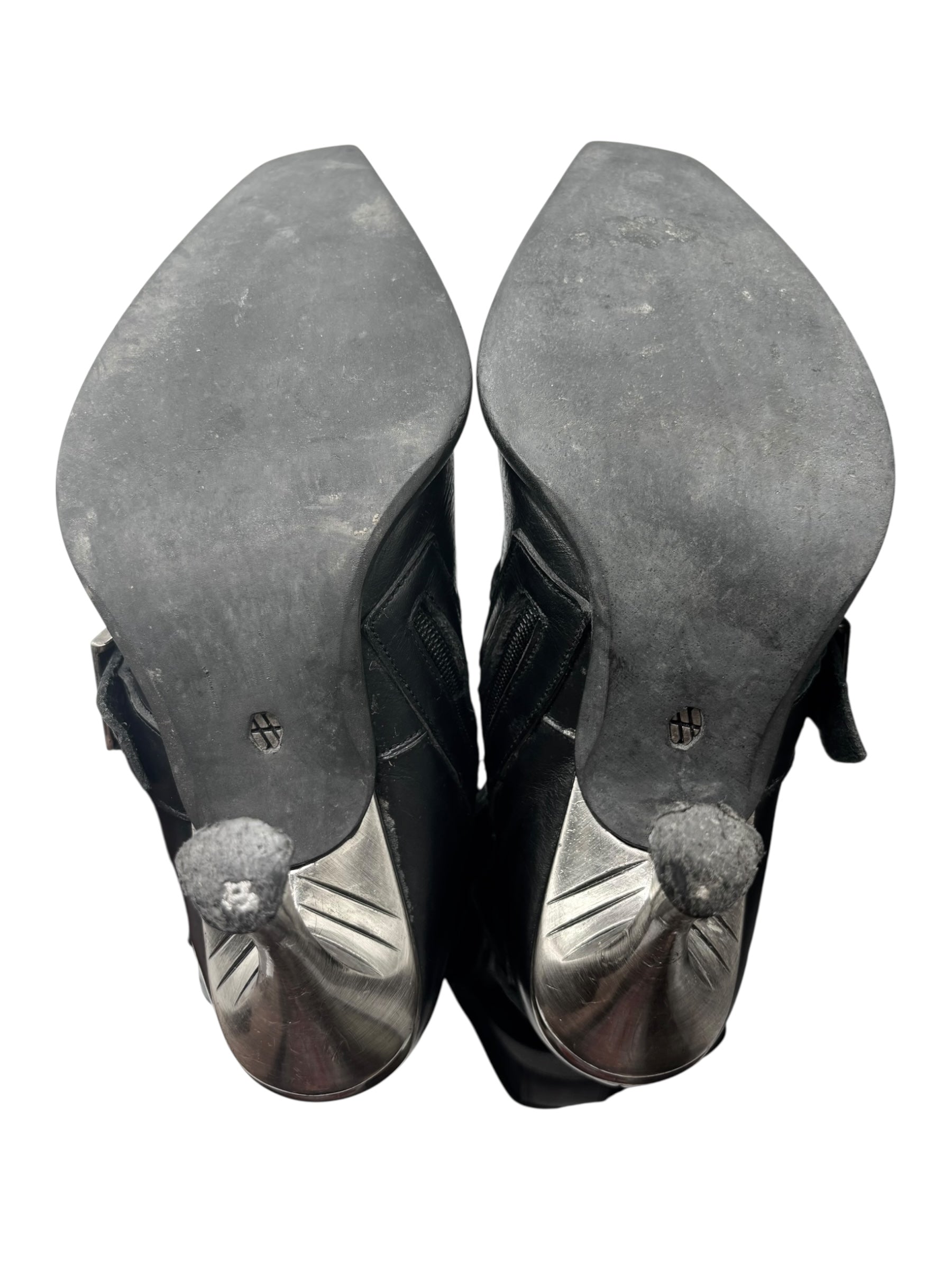 Vintage New Rock pointy biker heels size 40