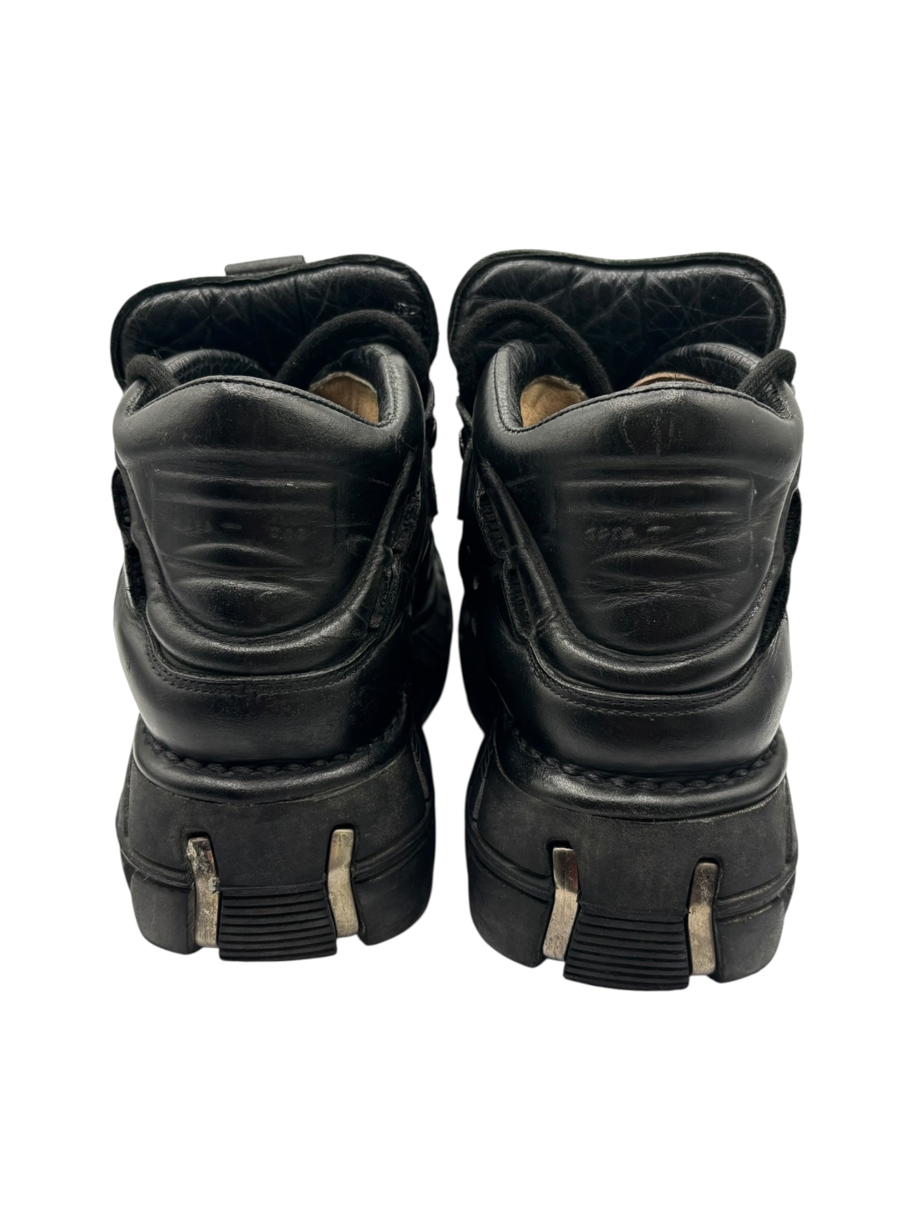 Vintage New Rock M-106 platform boots size 40