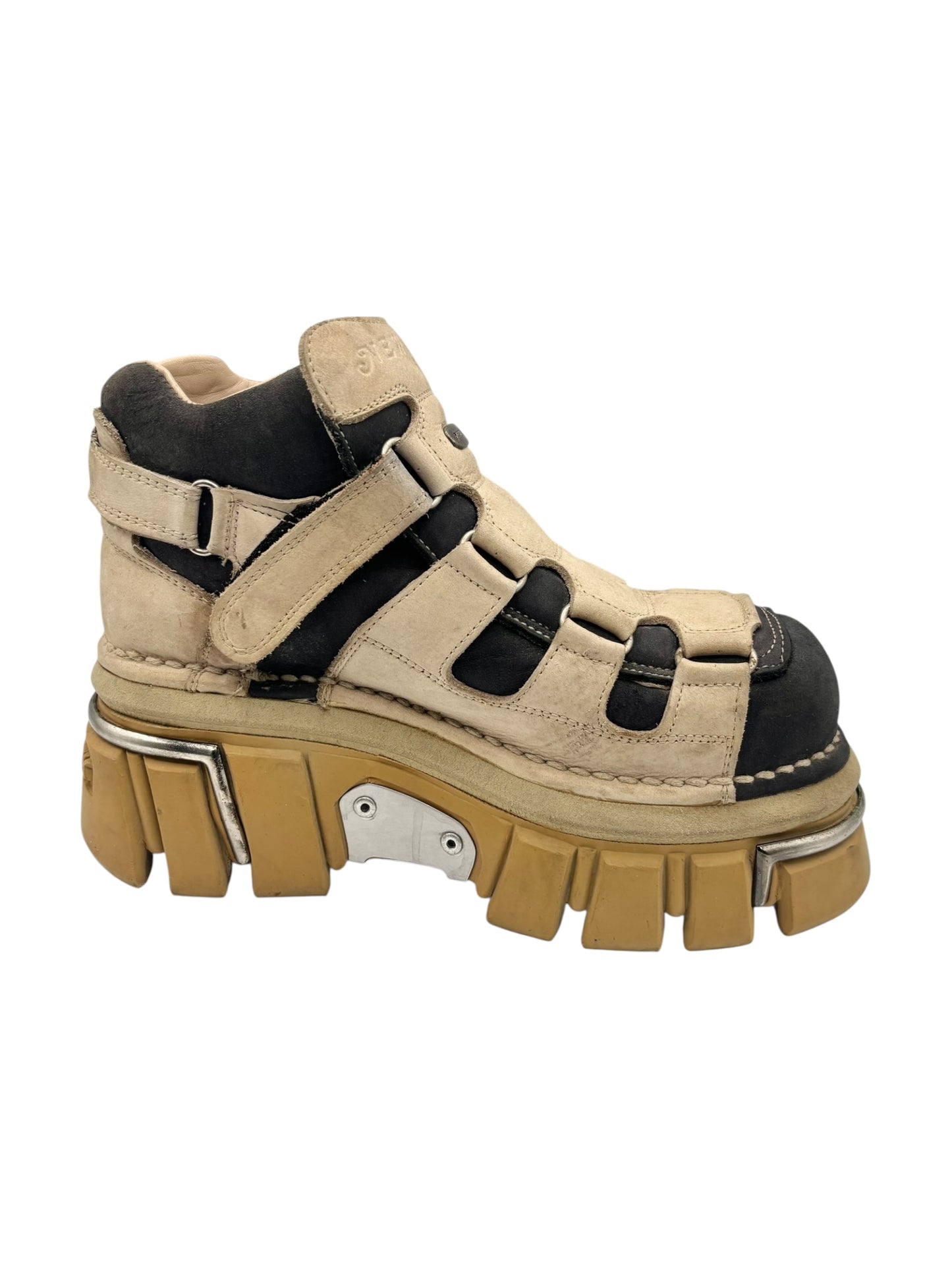 New Rock beige/black platform boots size 38