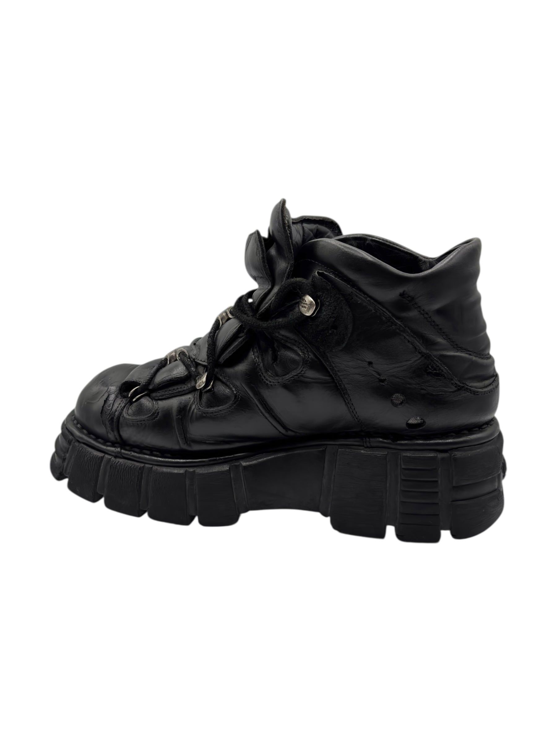 Vintage New Rock M-106 platform boots size 42