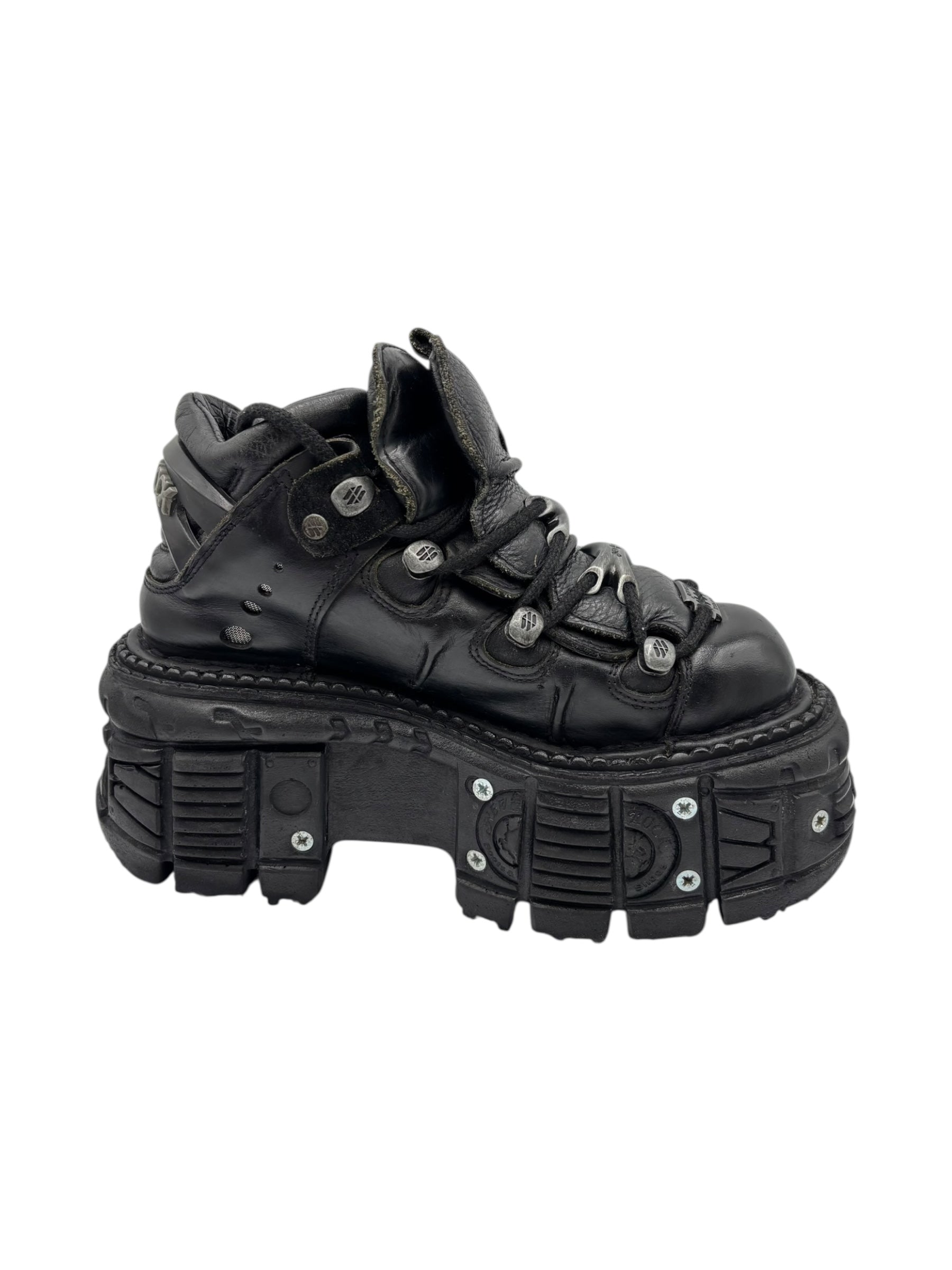 New Rock M-TANK106 platform boots size 36