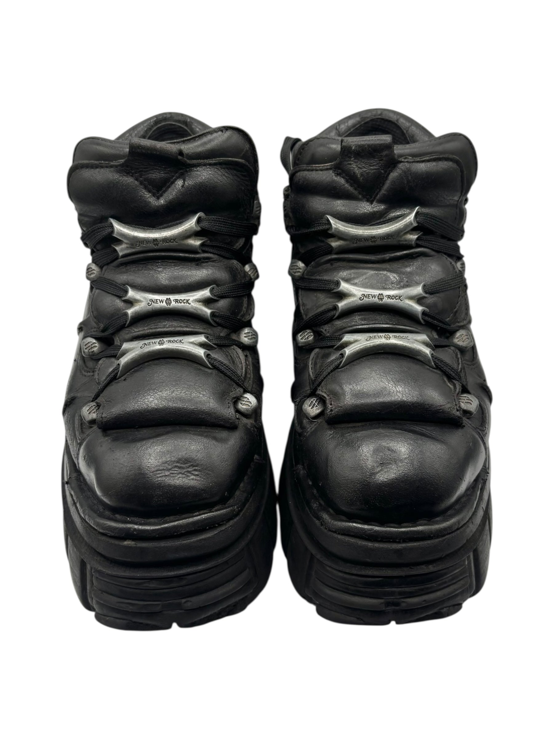 New Rock M106 platform boots size 39