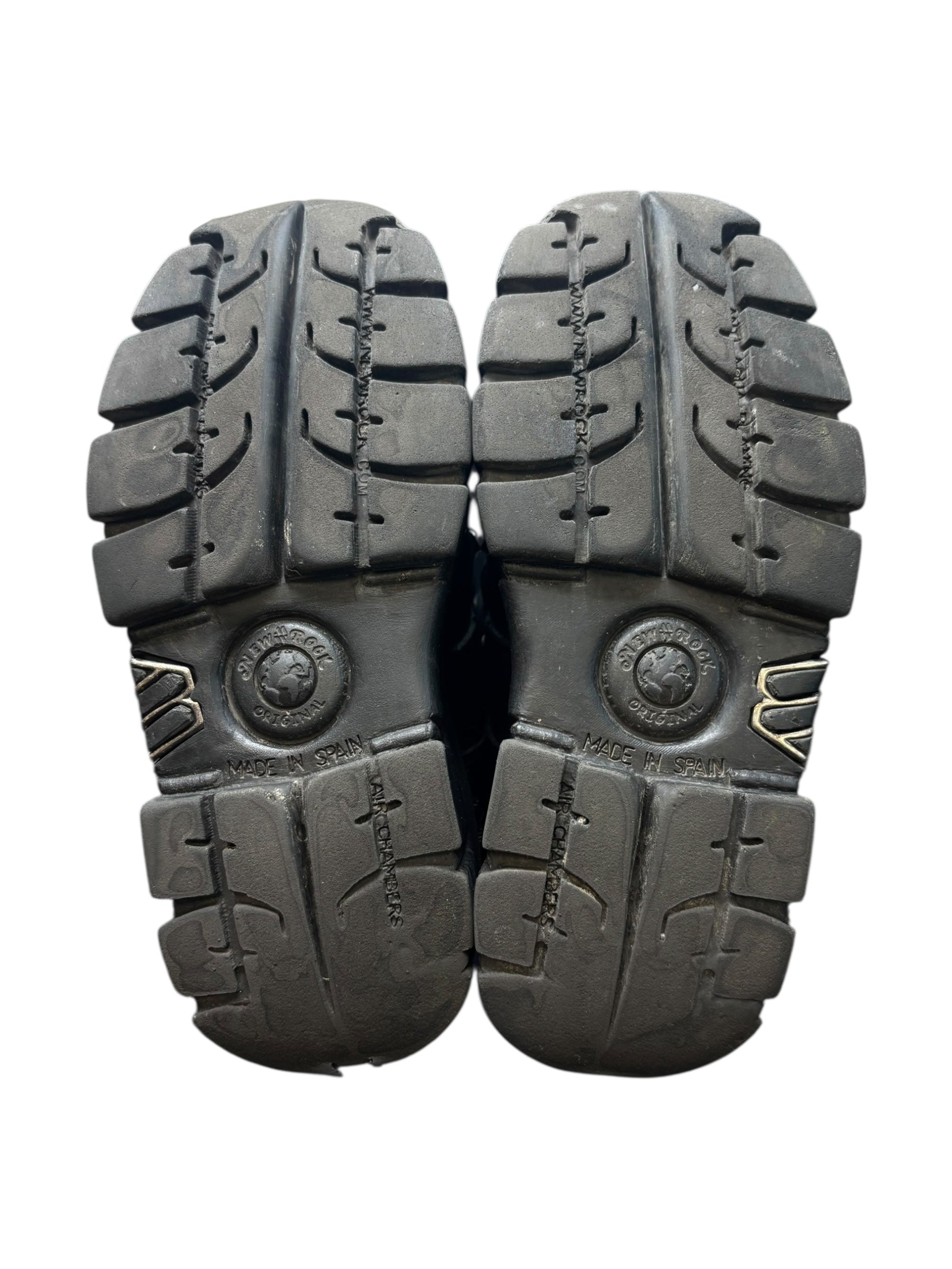 New Rock M106 platform boots size 36