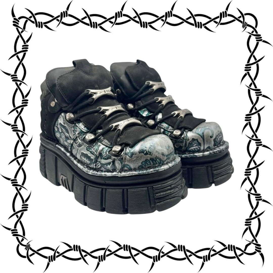 Rare vintage New Rock patterned M106 platform boots size 39