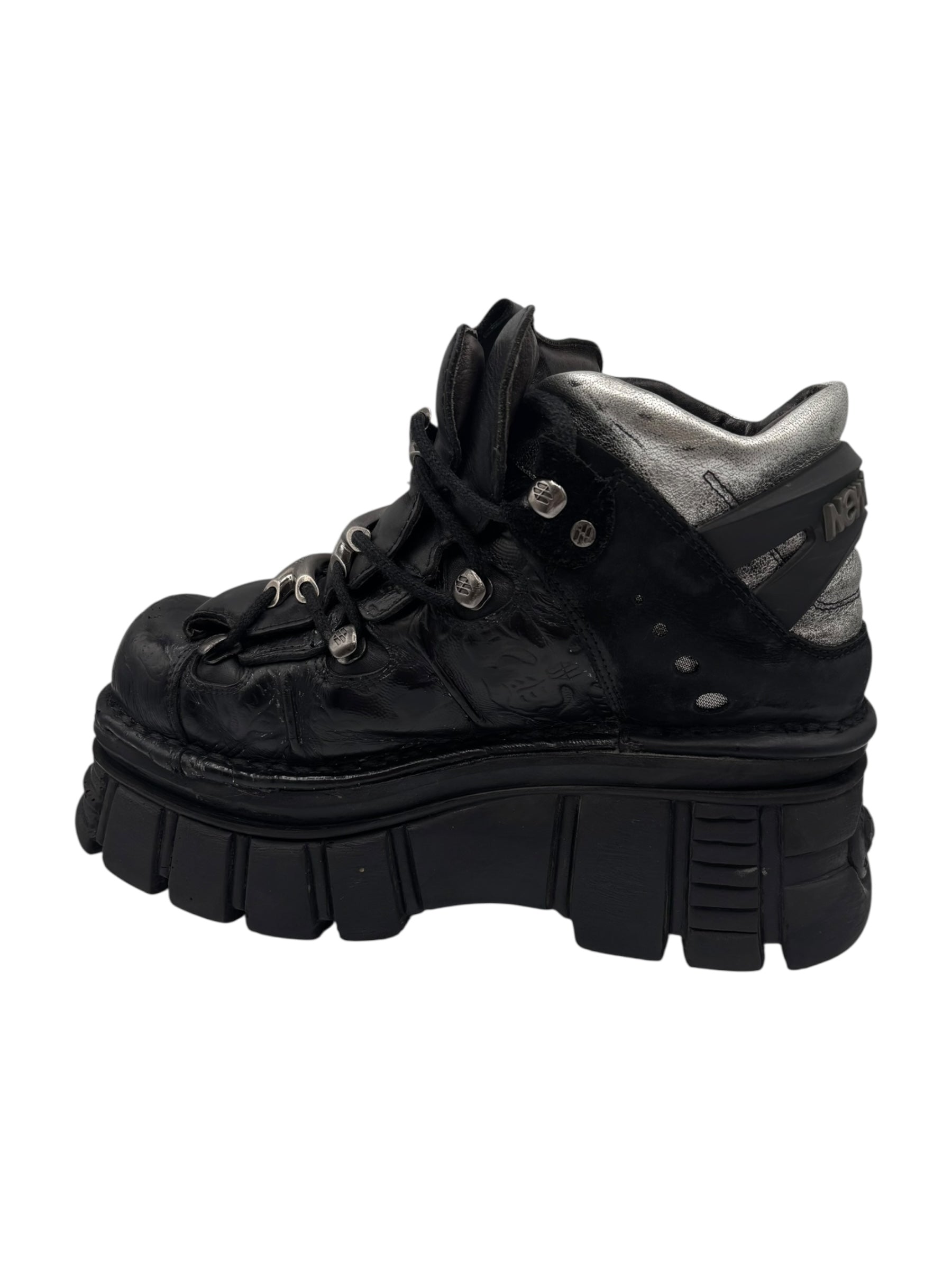 Rare vintage New Rock black patterned M-106B platform boots size 46