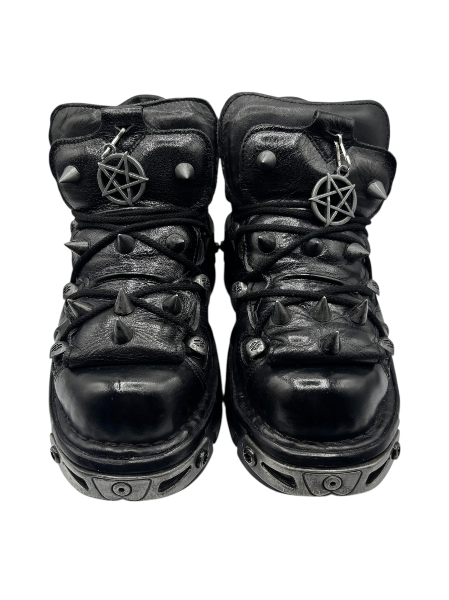 New Rock M106 spiky platform boots size 38