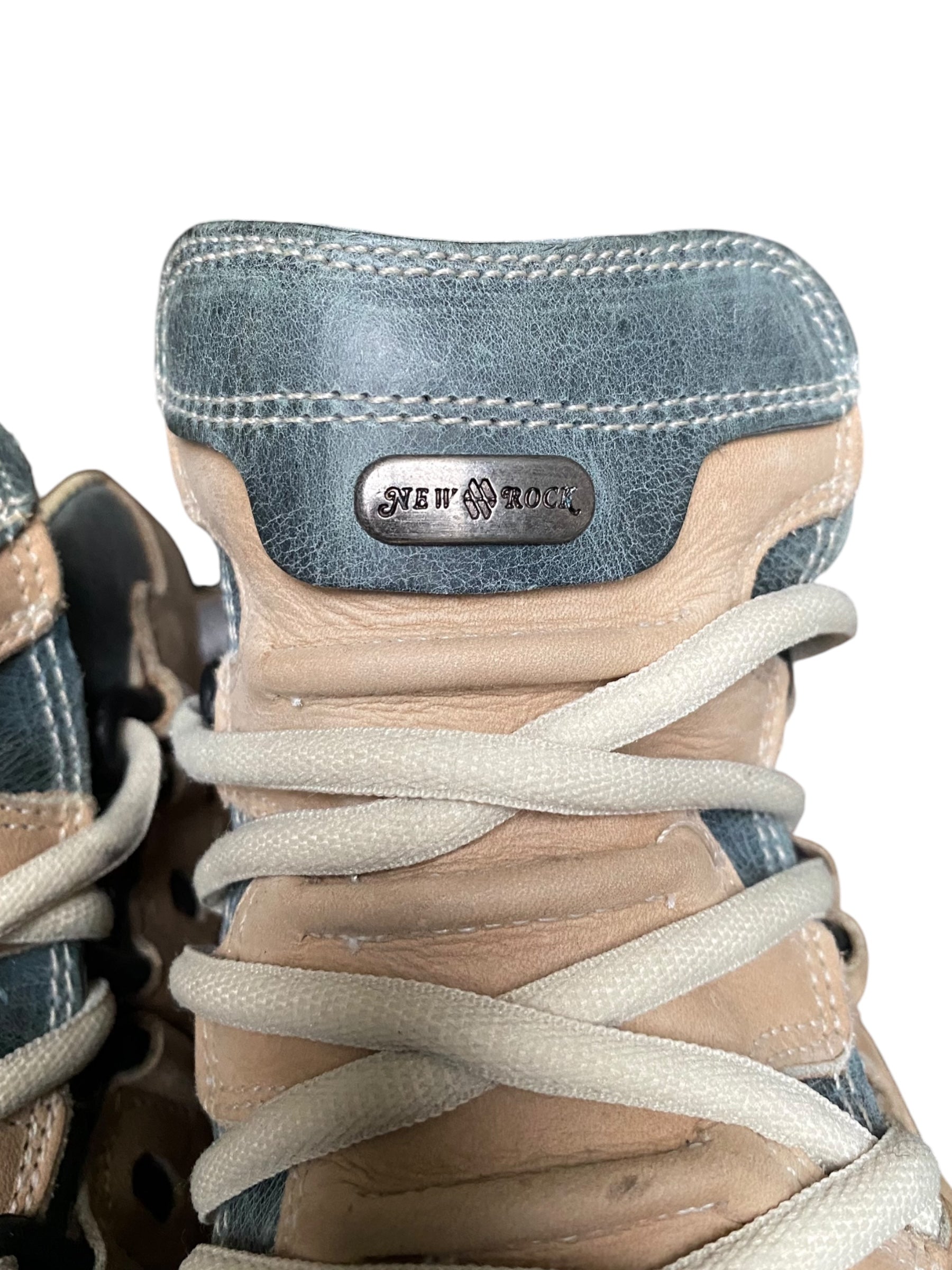 Vintage New Rock beige platform boots size 37