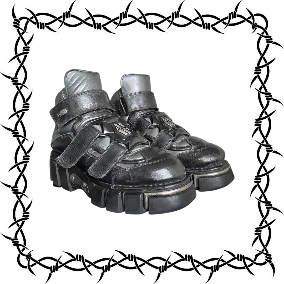 Vintage New Rock M.285 platform boots size 44