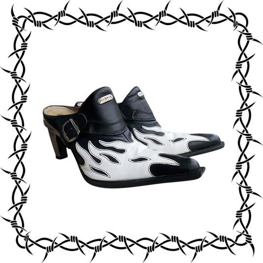 Vintage New Rock white flame pointy heels size 36