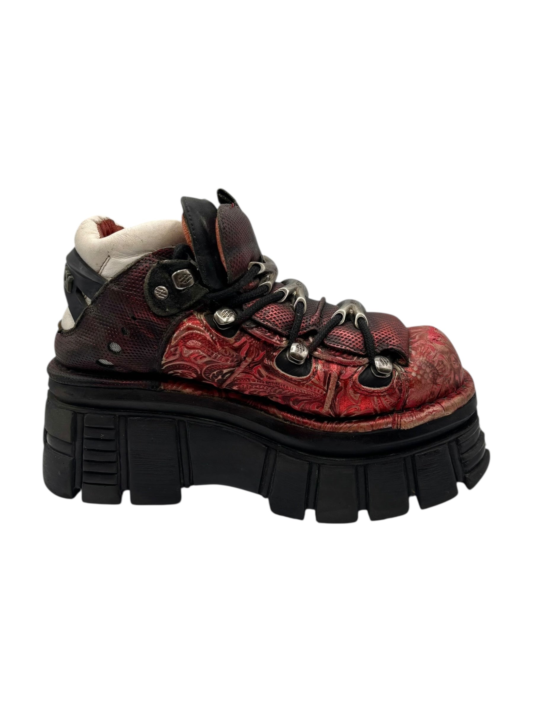 New Rock M.106 red platform boots size 38