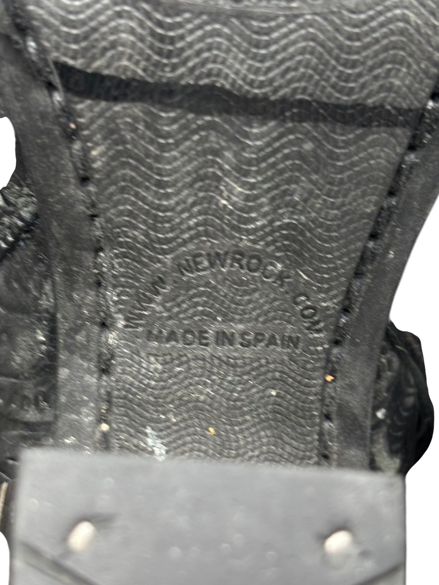 Vintage New Rock round/toe leather heels size 37