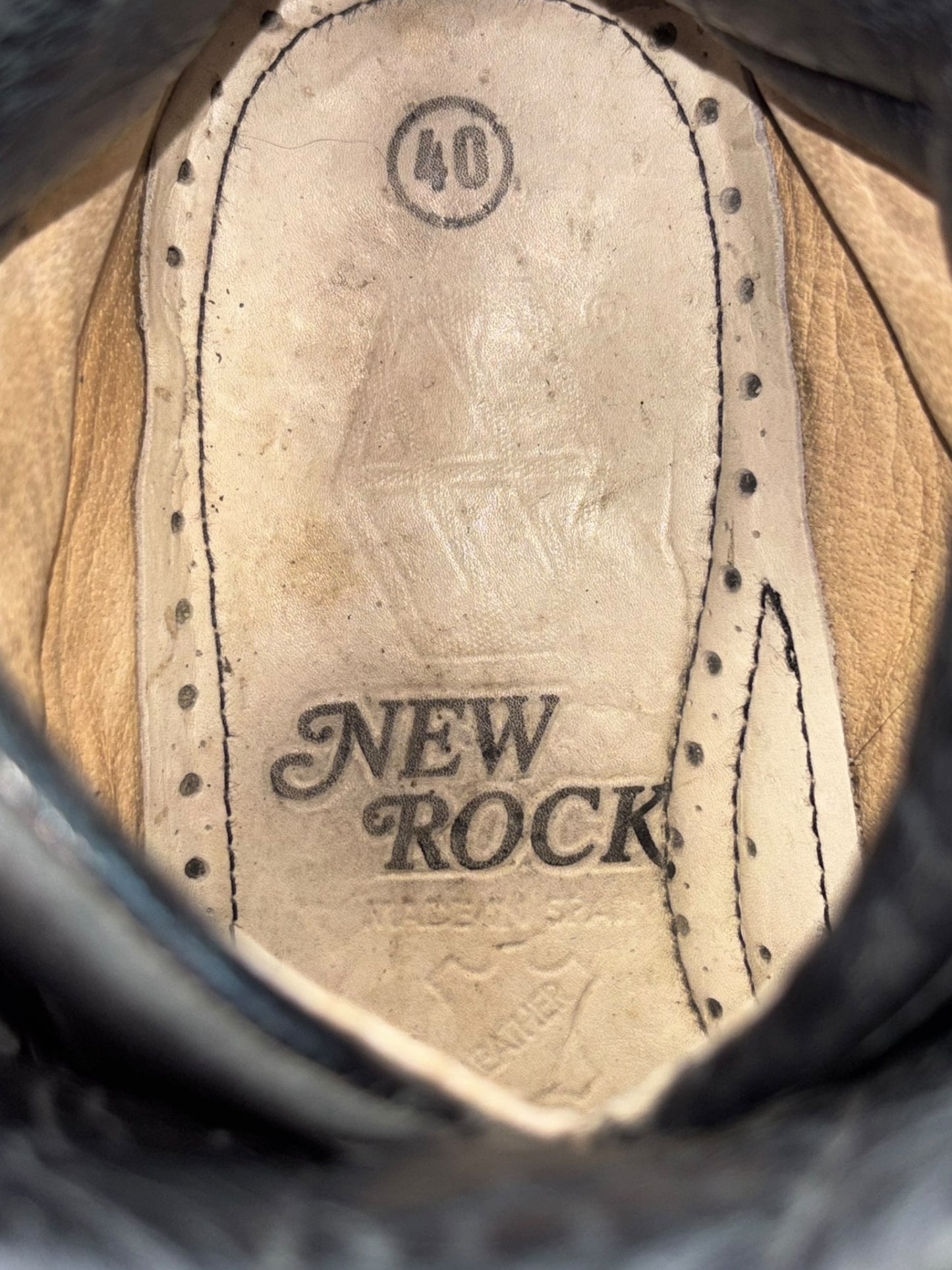Vintage New Rock M-106 platform boots size 40