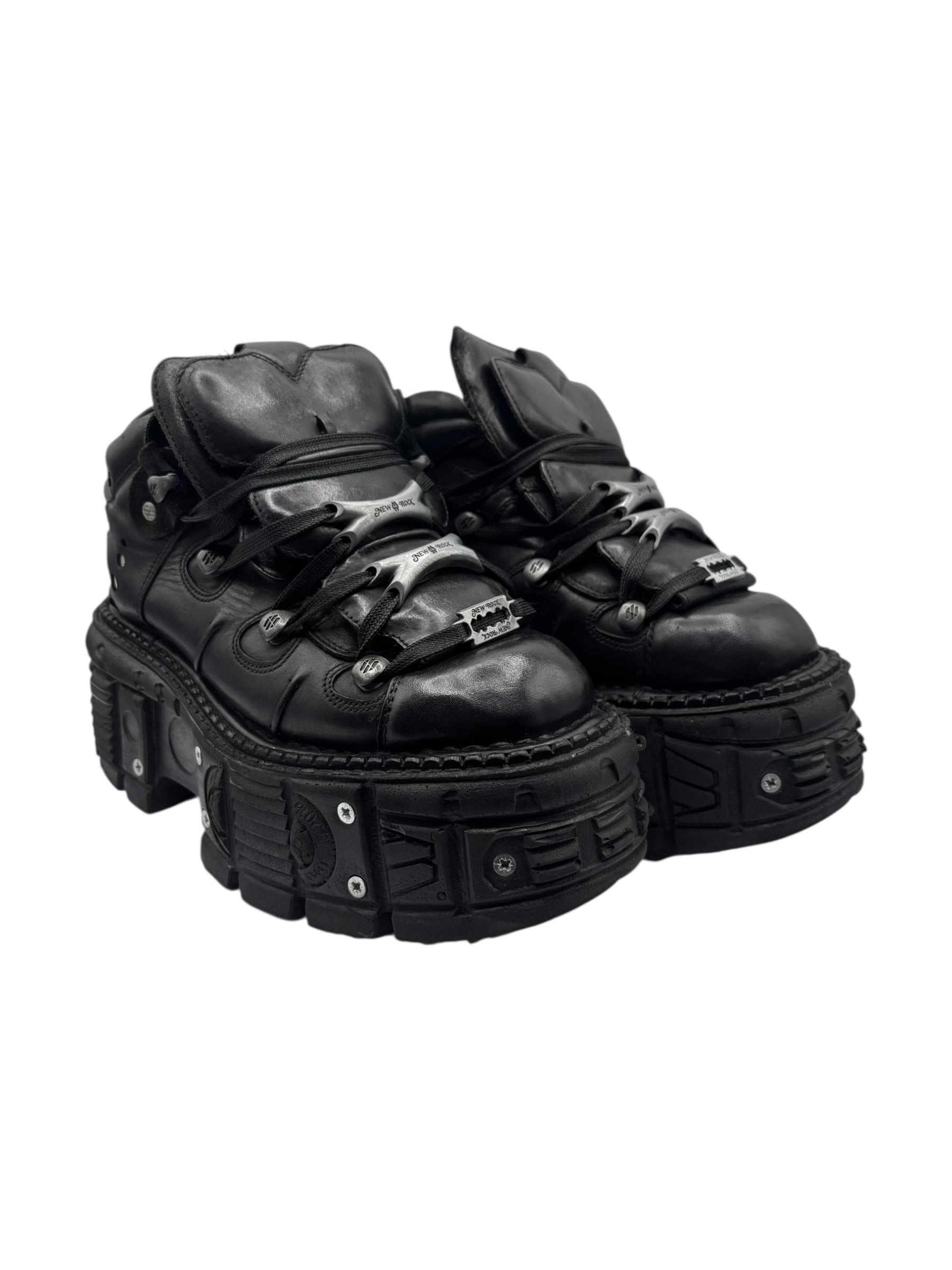 New Rock tank platform boots size 40