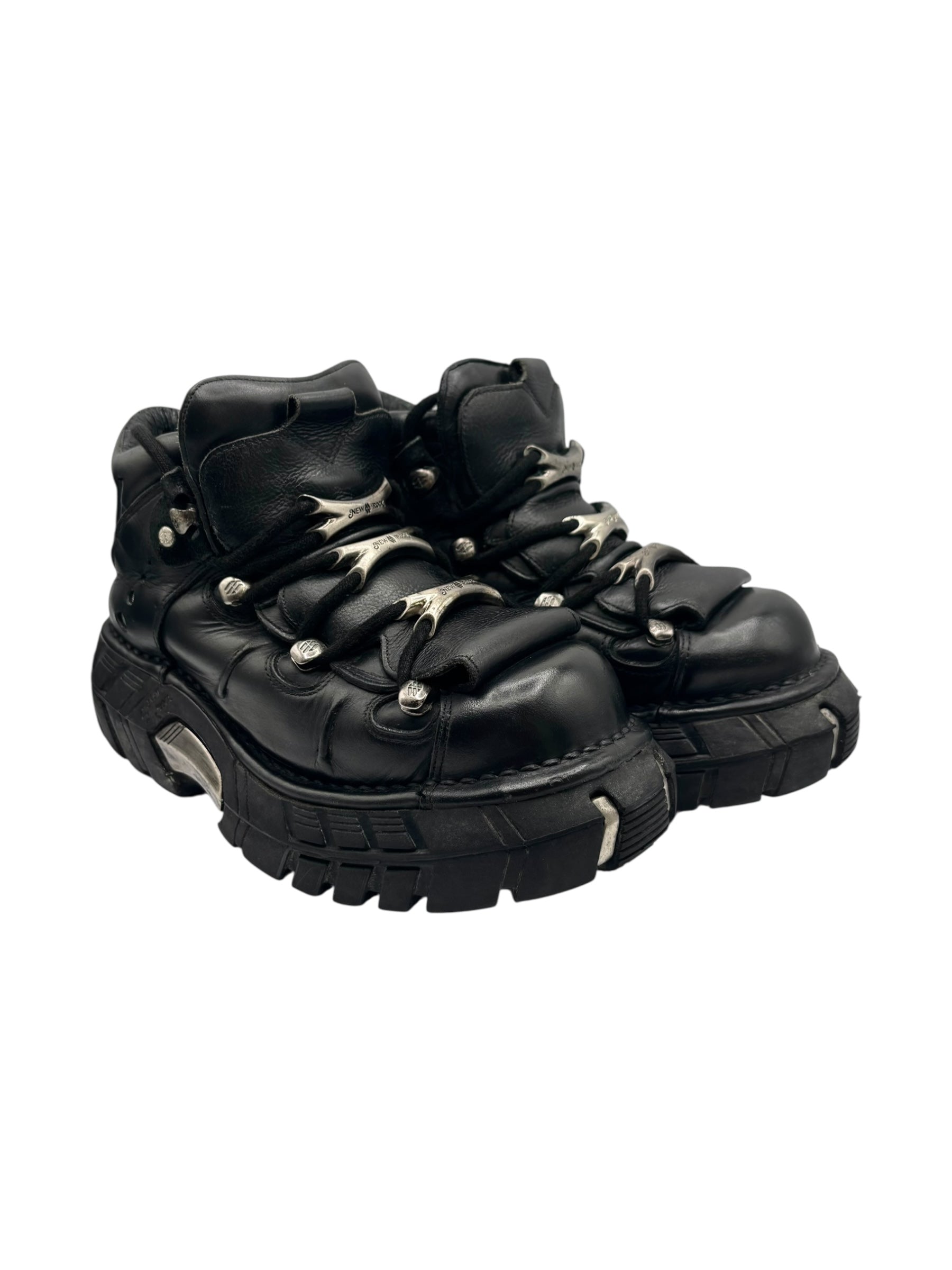Vintage New Rock M-106 platform boots size 40