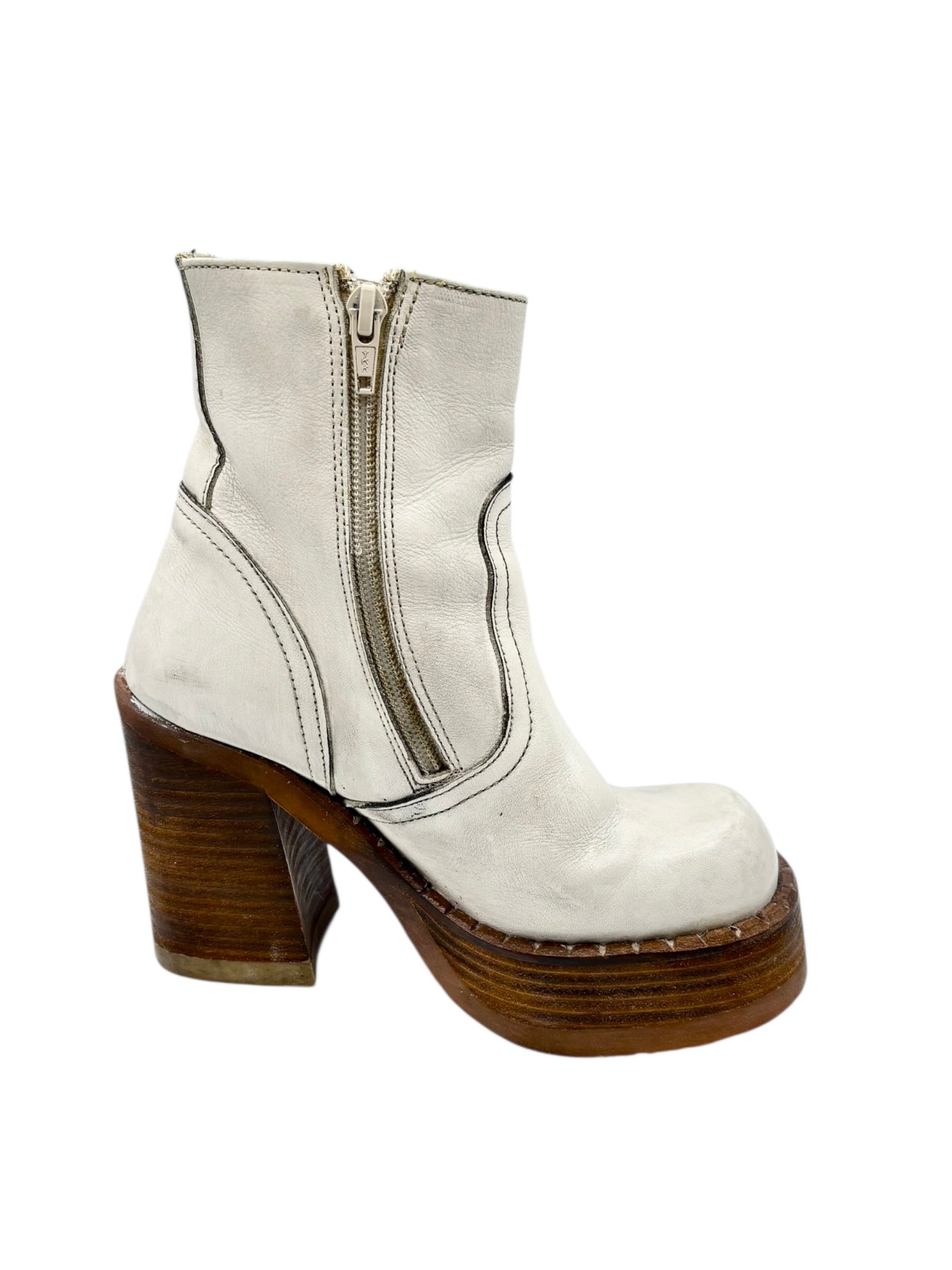 Beautiful vintage 90s Destroy ankle cream block platform boots size 35