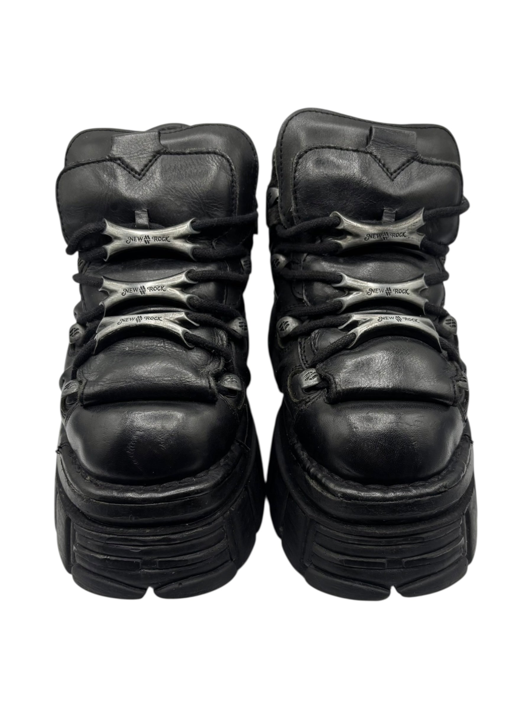 New Rock M106 platform boots size 36