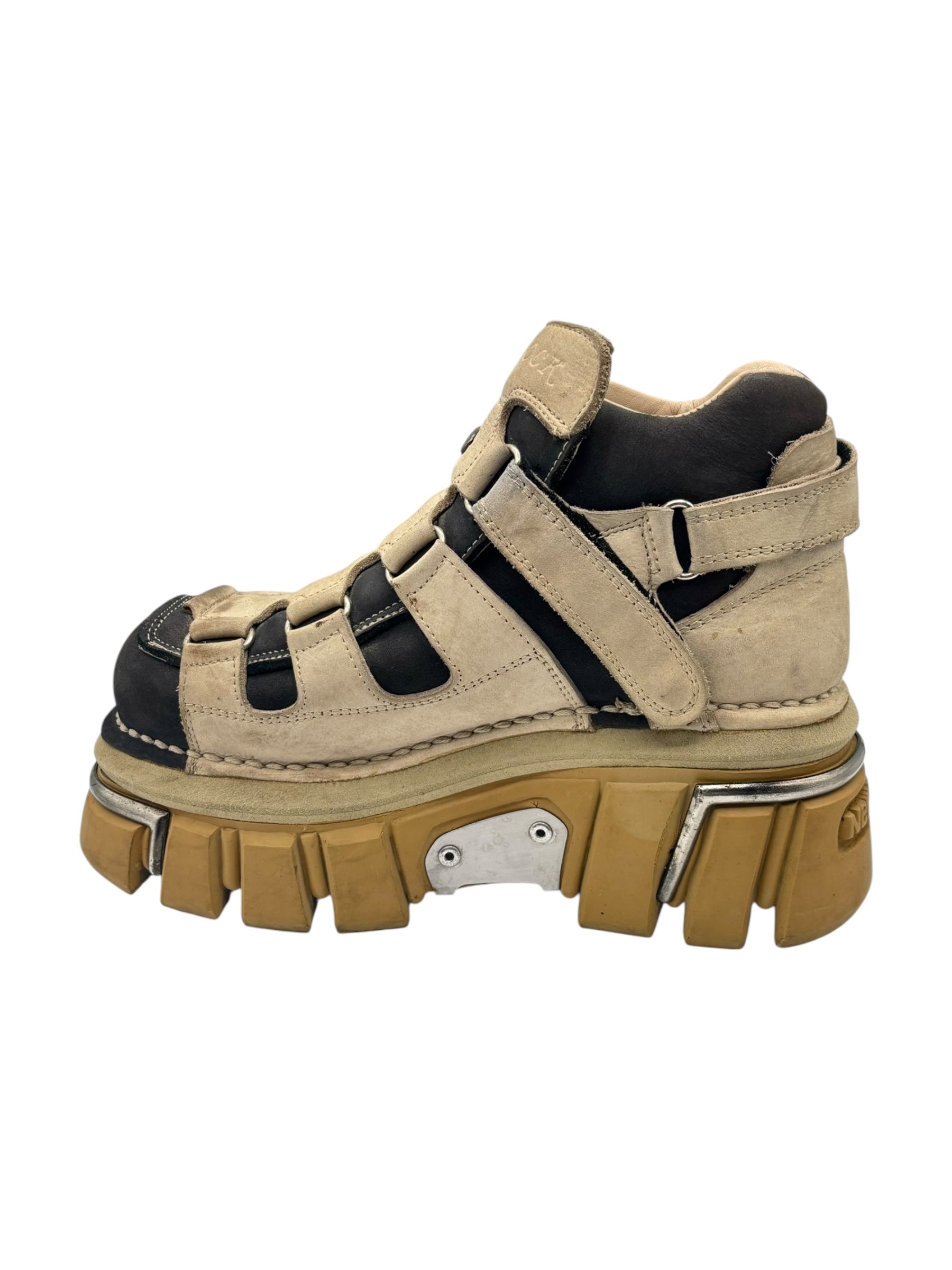 New Rock beige/black platform boots size 38