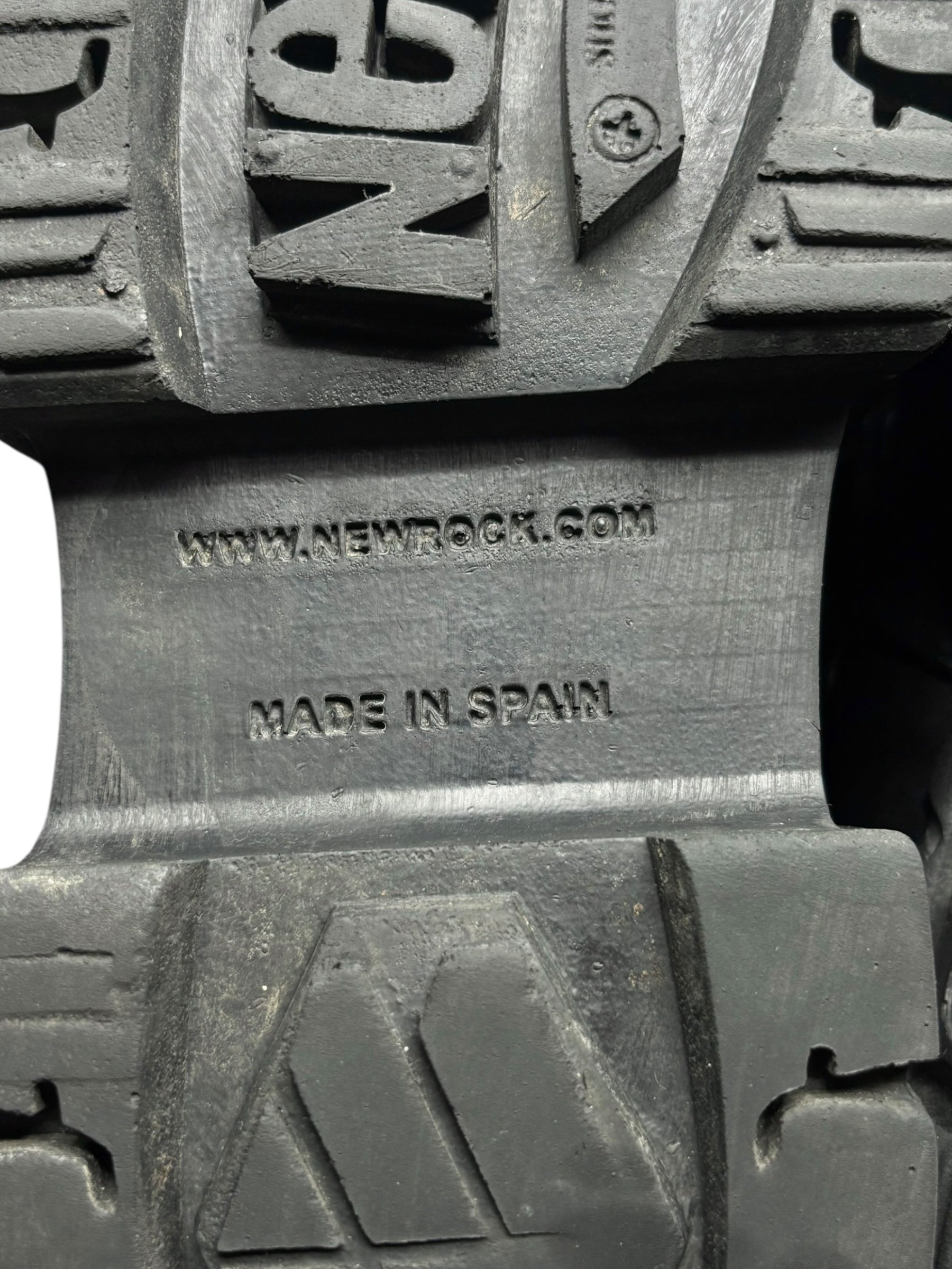 New Rock tank platform boots size 40