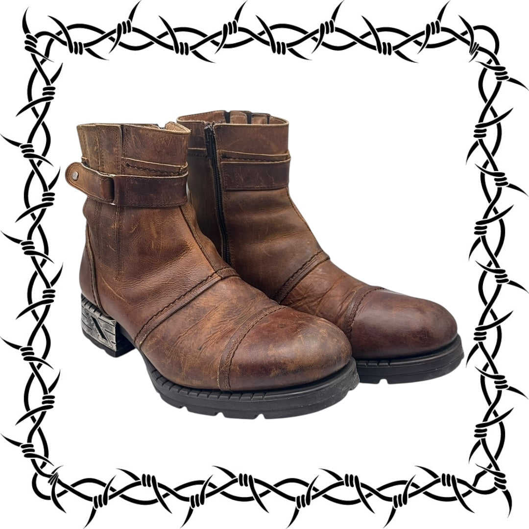 Vintage New Rock brown hand-made leather motorcycle boots. size 43