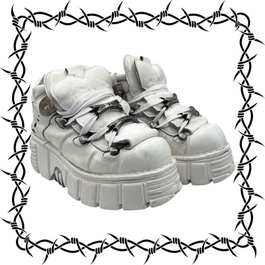 New Rock M-106 white platform boots size 38
